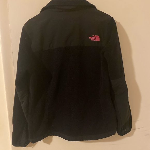 The north face breast cancer awarness jacket - Picture 3 of 5